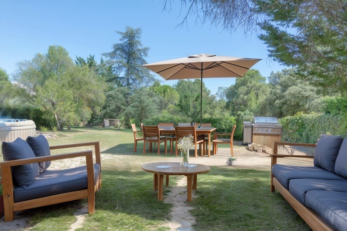 APRES jardin aménagé par home staging virtuel
